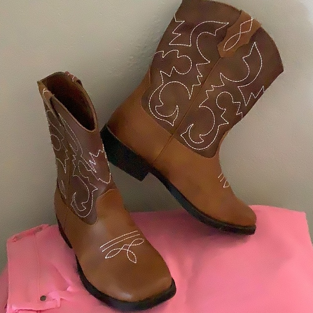 Wonder Nation Brown Western Boots Classic Style